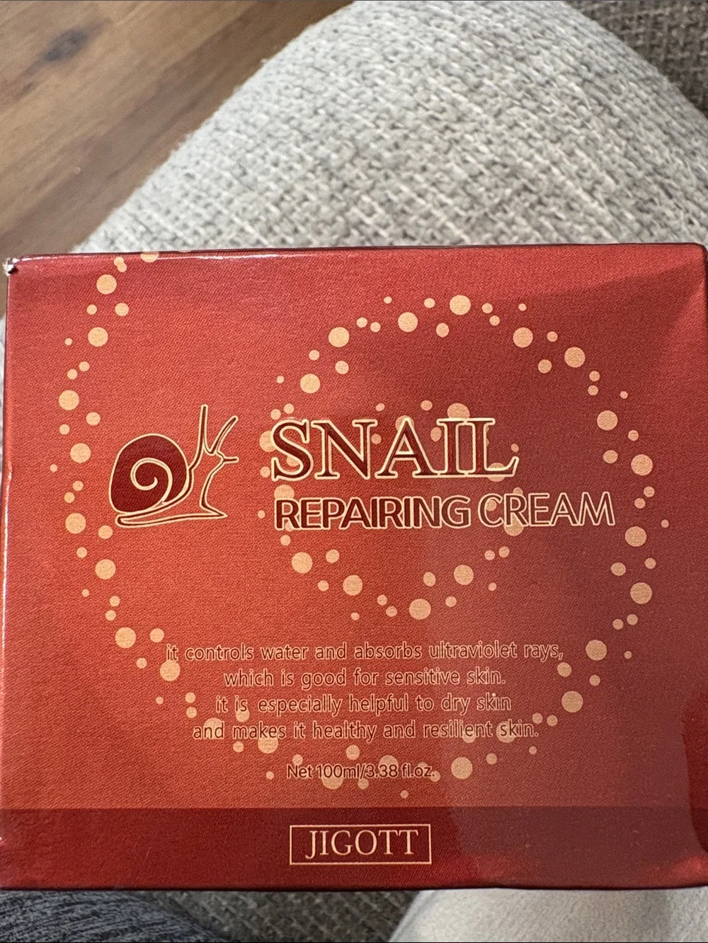 Jigott Snail Repairing Moisturizer — Hydrating Repair Cream